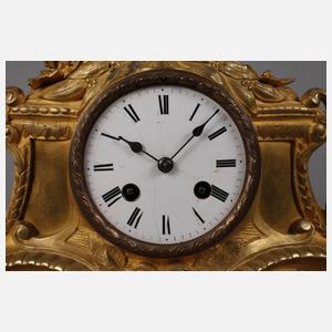 Figurenpendule Pilloy a Paris