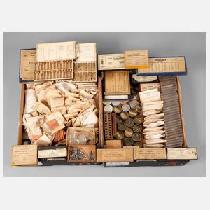 Zwei Kisten aus Uhrmachernachlass