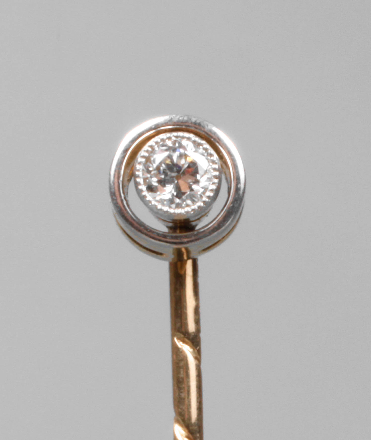 Reversnadel mit Brillant