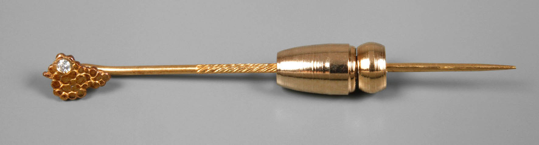Krawattennadel mit Brillantbesatz