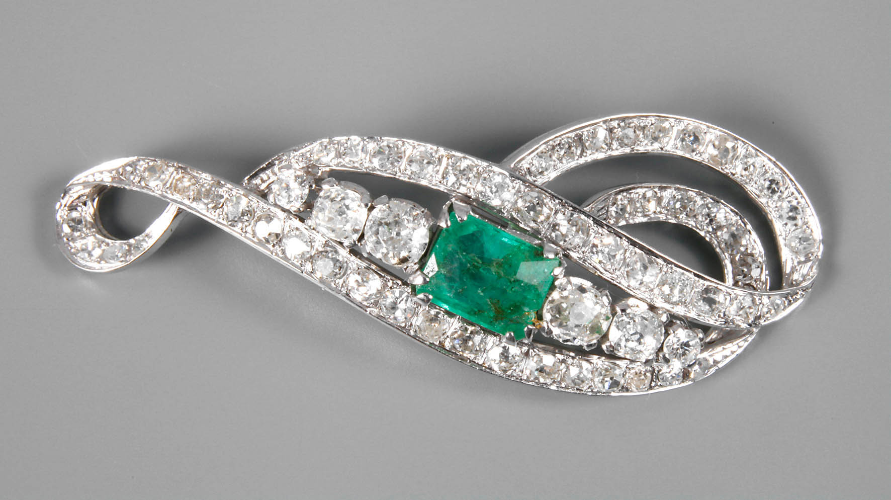 Anhänger mit Smaragd und Brillanten