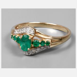 Damenring mit Diamanten und Smaragden