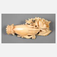 Feine Elfenbeinbrosche111