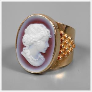 Breiter Damenring mit Achatkamee