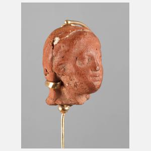 Nadel mit antikem Fragment