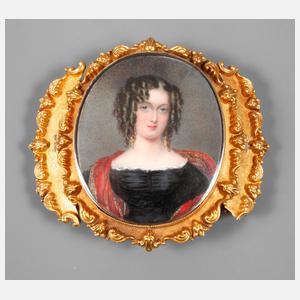 Aufwendig gearbeitete Gürtelschließe/Brosche