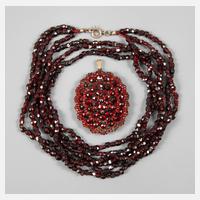 Zwei Teile Granatschmuck111