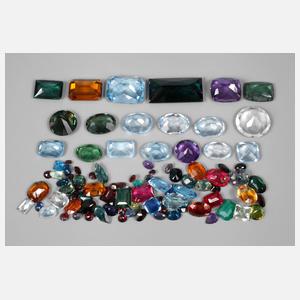 Großes Konvolut Schmucksteine, ca. 363 ct