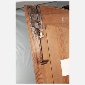 Klassizistischer Dielenschrank