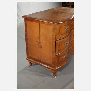 Intarsierte Barockkommode