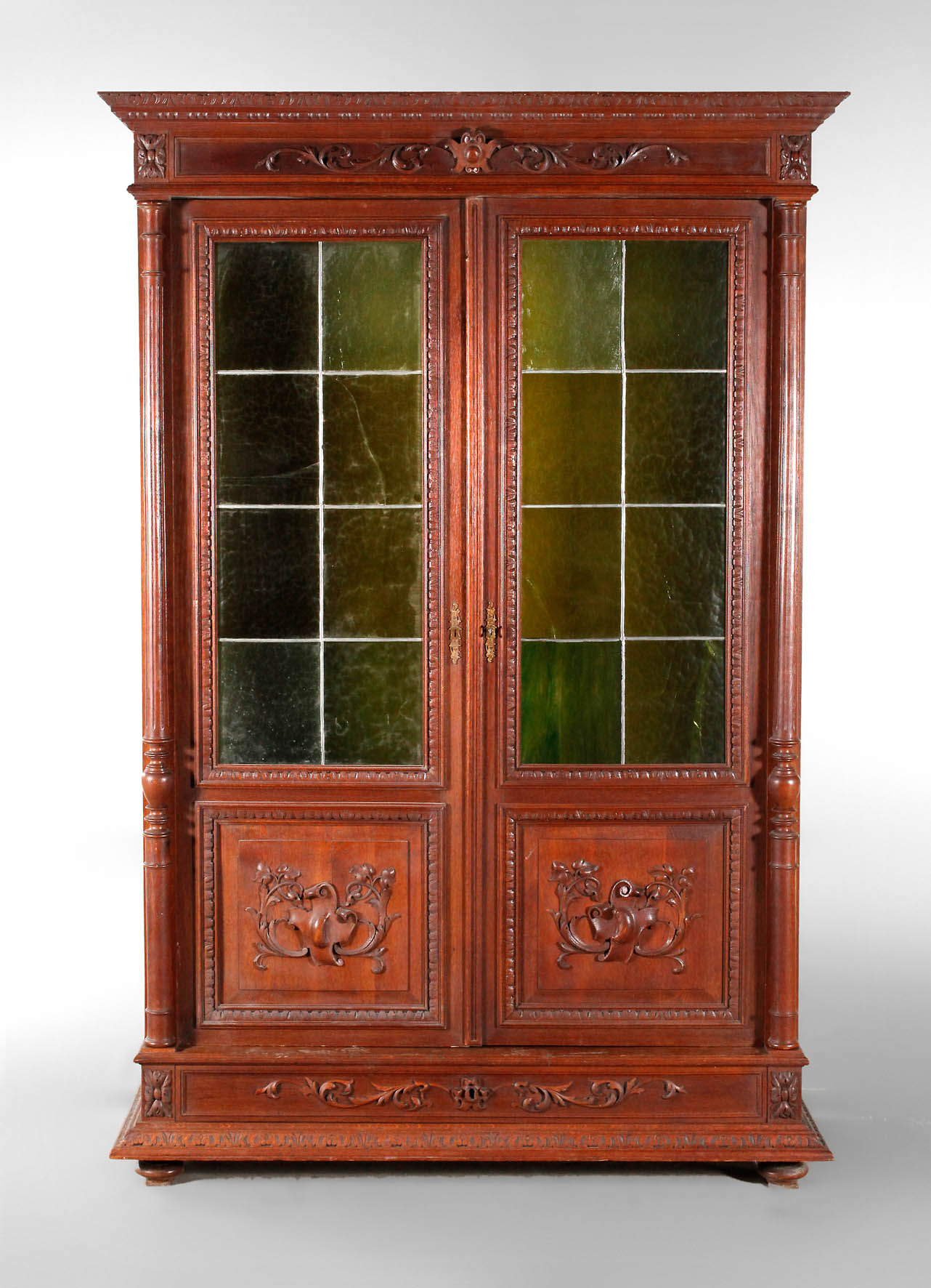 Bücherschrank Historismus