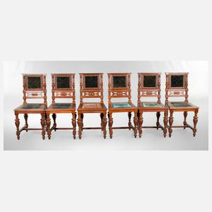 Satz von sechs Stühlen