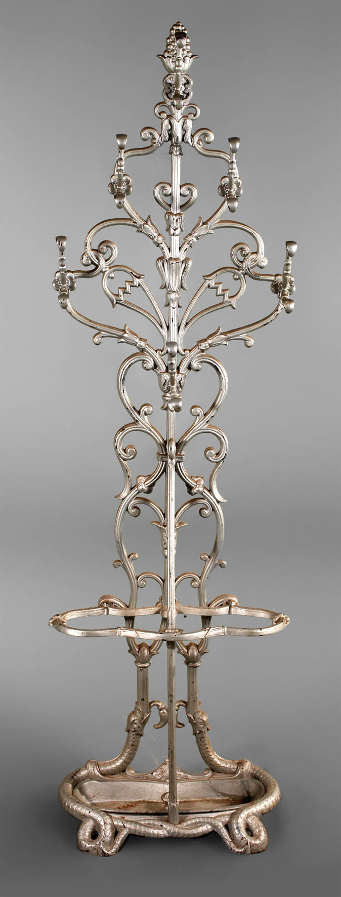 Garderobe Eisenkunstguss