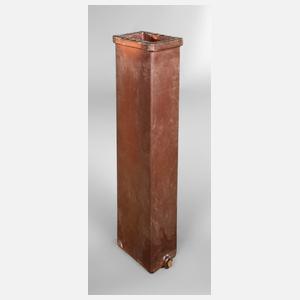 Großer Wasserbehälter