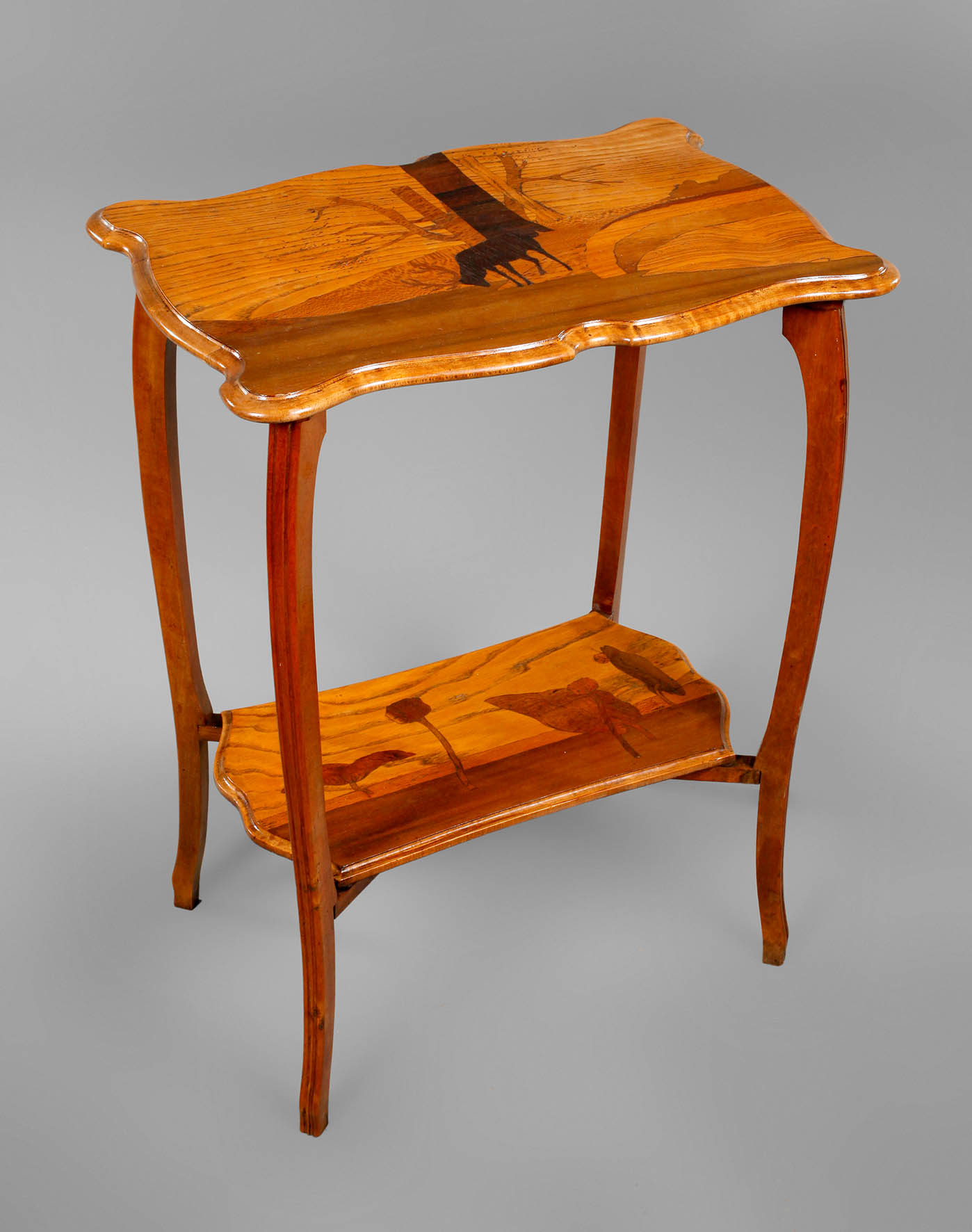 Intarsierter Beistelltisch