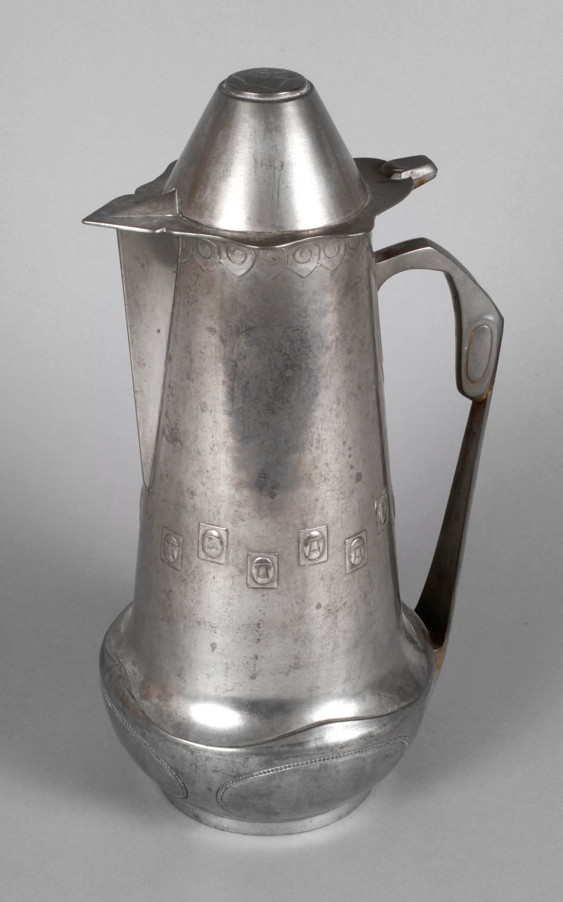 Joseph Maria Olbrich große Zinnkanne