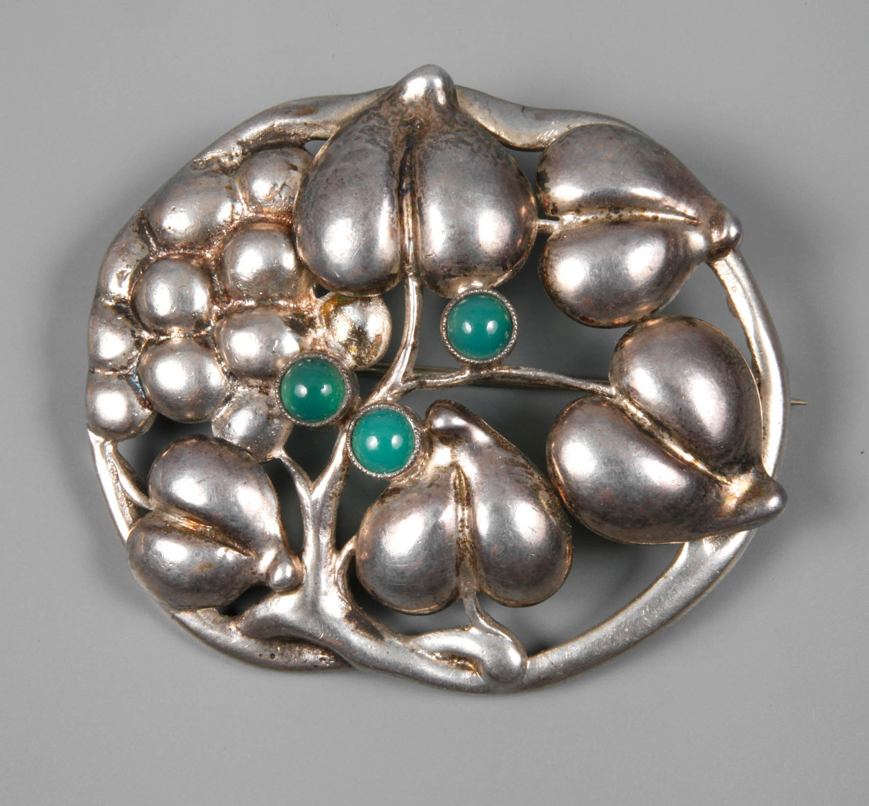 Brosche mit Chrysopras