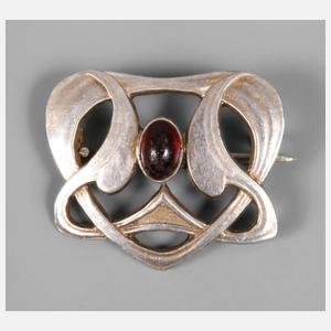 Brosche mit Granatcabochon