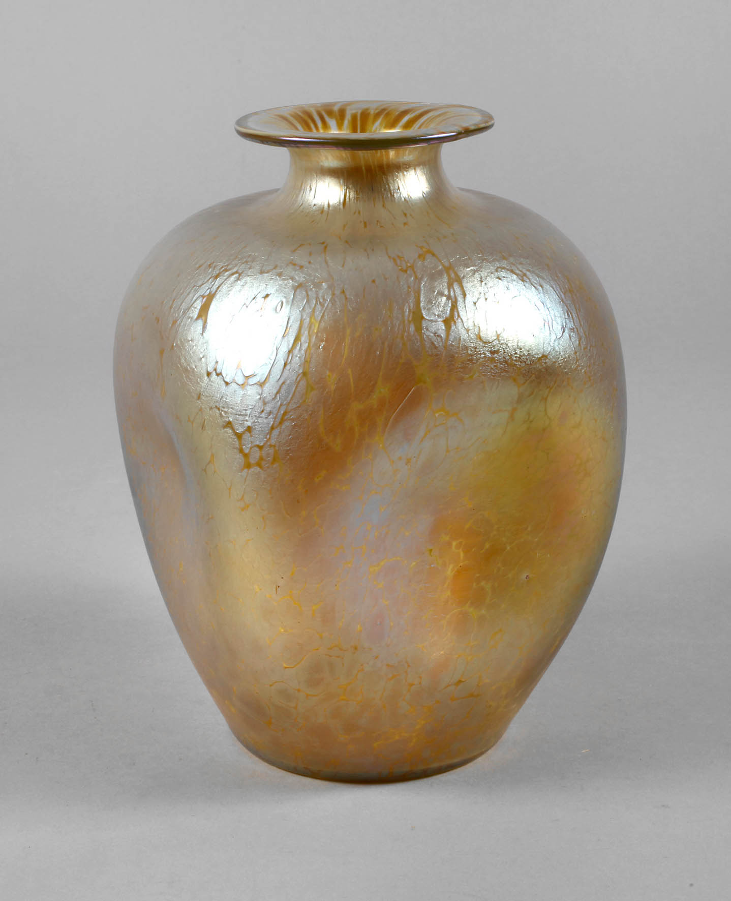 Loetz Wwe. Vase ”Candia Papillon”