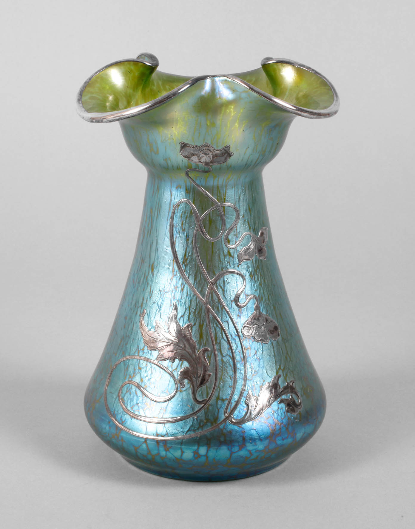 Loetz Wwe. Vase Galvano