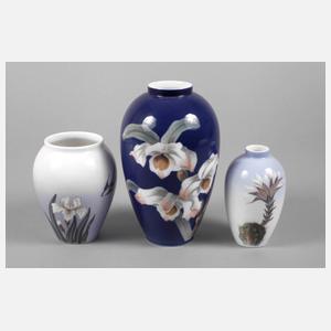 Royal Kopenhagen drei Unterglasurvasen