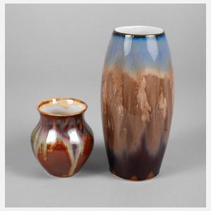 Zwei Laufglasurvasen
