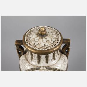 Ernst Wahliss Wien Amphore Jugendstil