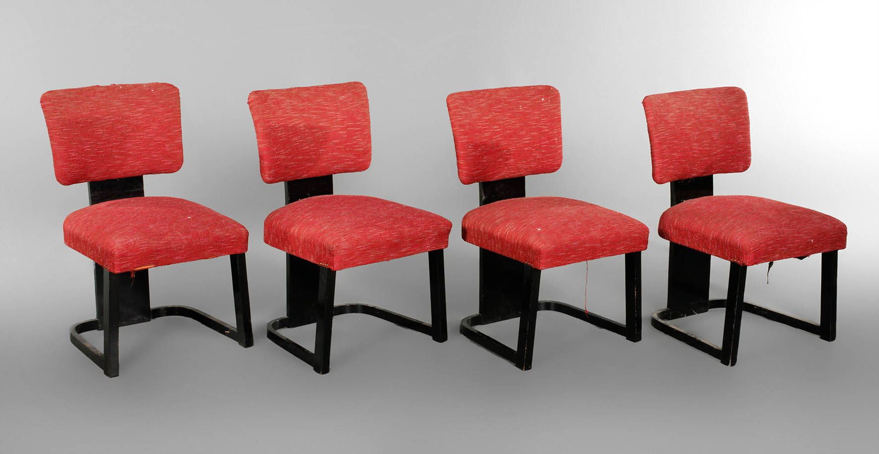 Vier Stühle Art déco