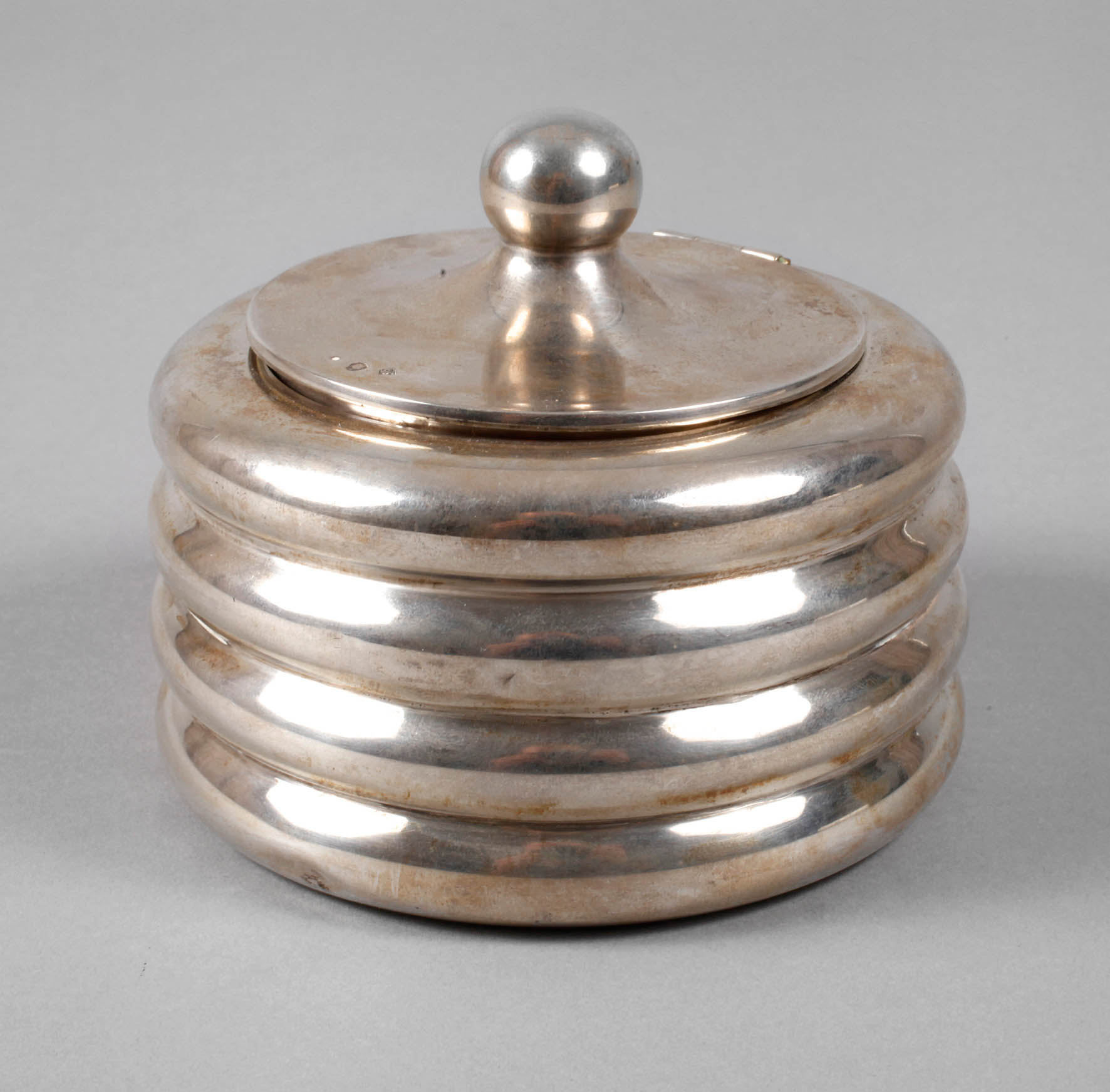 Art déco-Deckeldose Silber