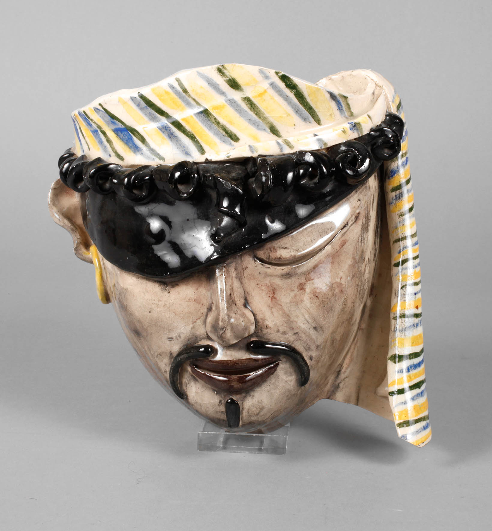 Wandgefäß als Seeräuber