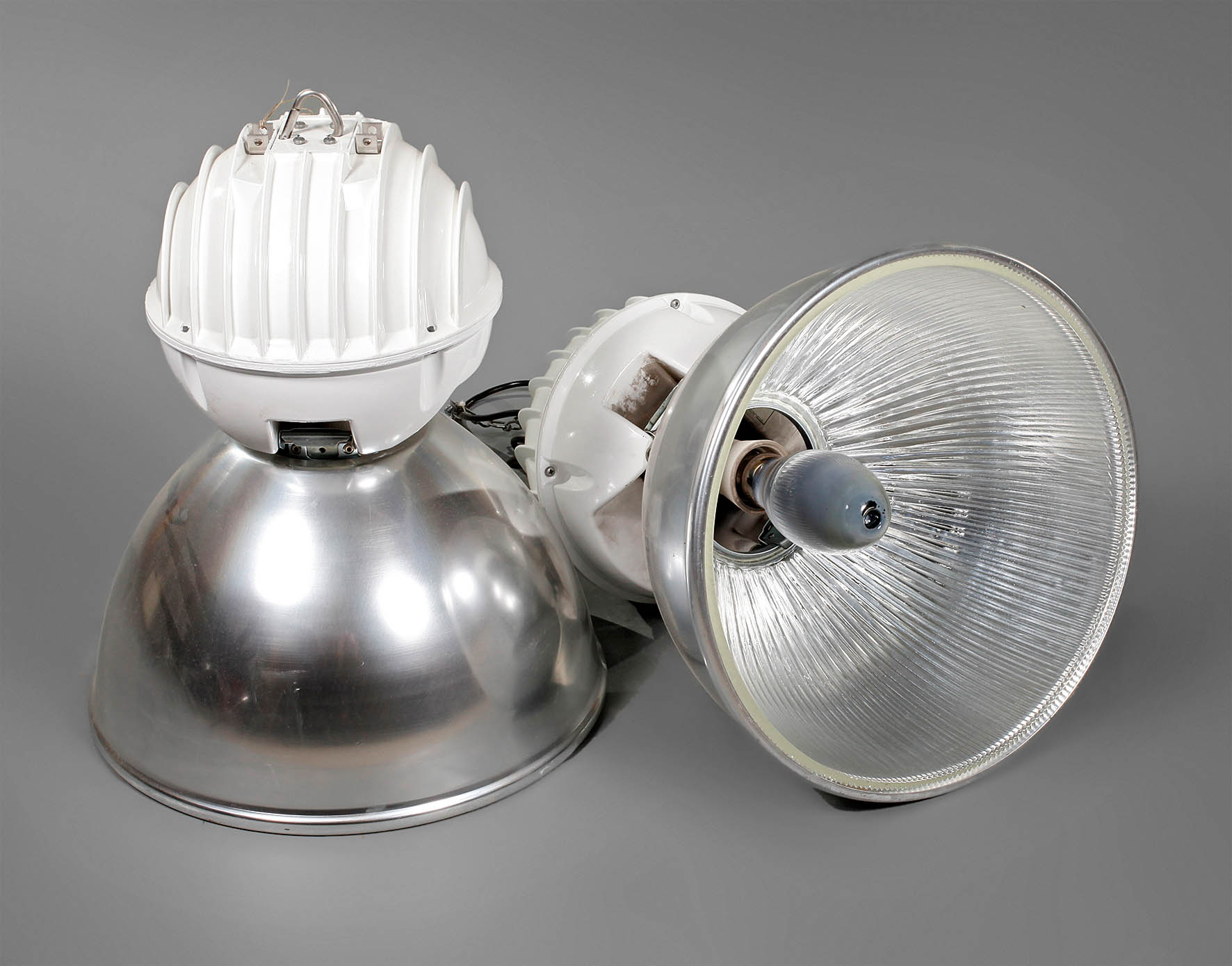 Paar Industriedeckenlampen