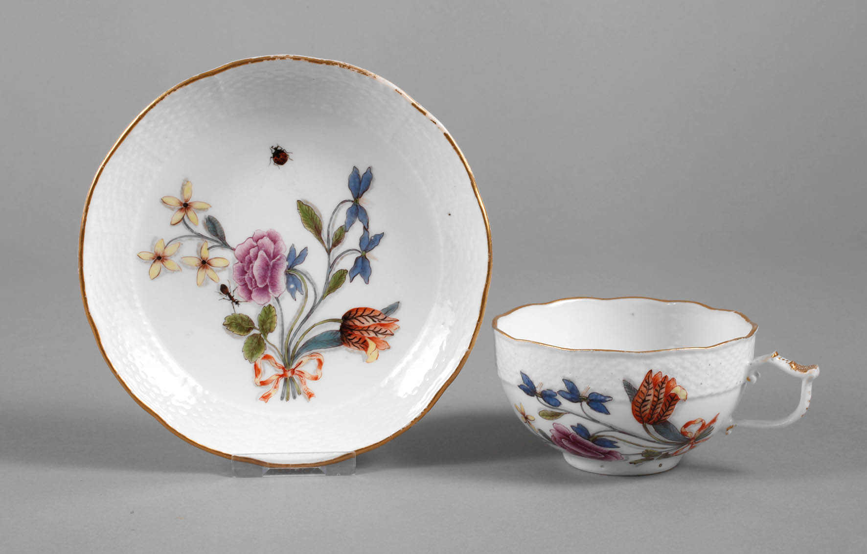 Meissen Tasse Insektenmalerei