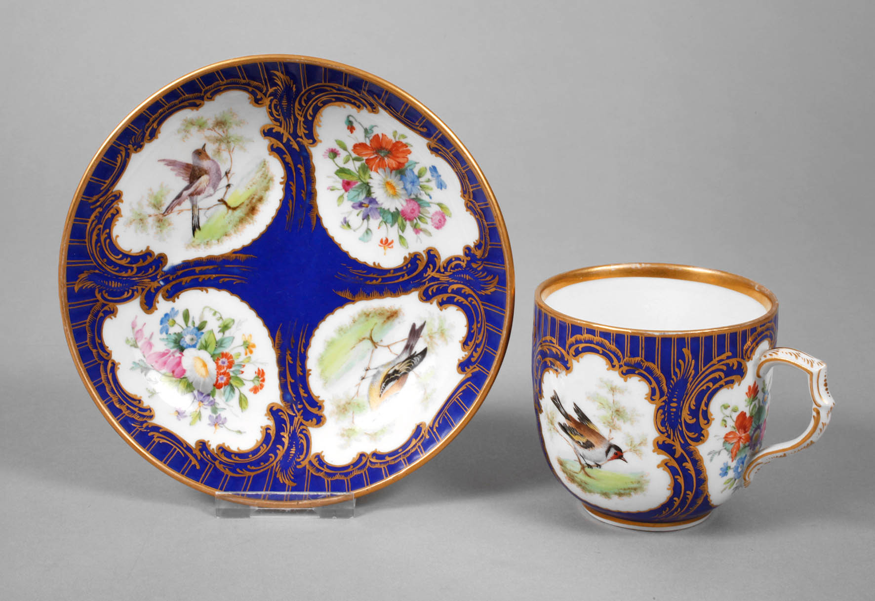 KPM Berlin Tasse mit Vogelmotiven