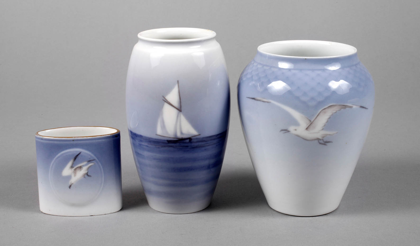 Kopenhagen drei Unterglasurvasen