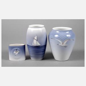 Kopenhagen drei Unterglasurvasen