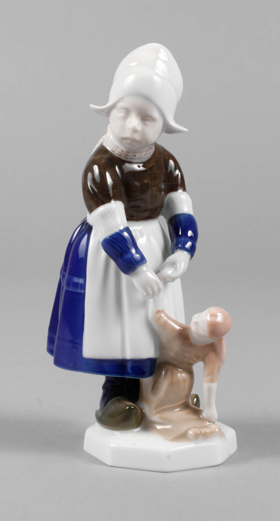 Rosenthal Holländermädchen mit Puppe