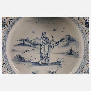 Große tiefe Majolikaschüssel