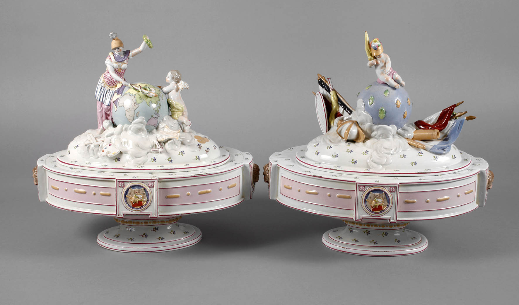 Niderviller paar prunkvolle Deckelterrinen