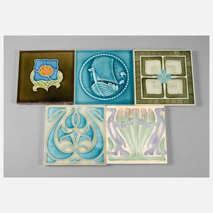 Fünf Jugendstilfliesen