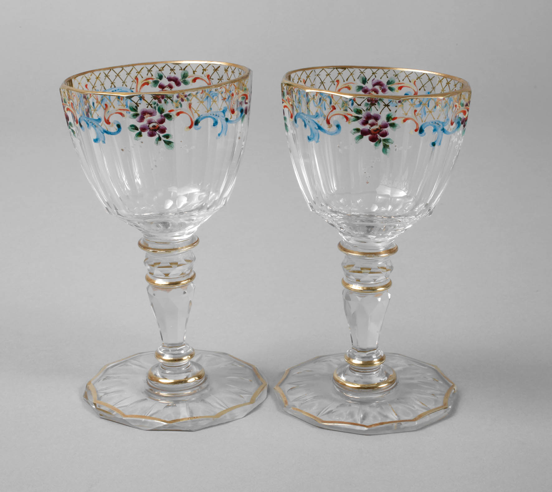 Paar Weingläser Emailmalerei