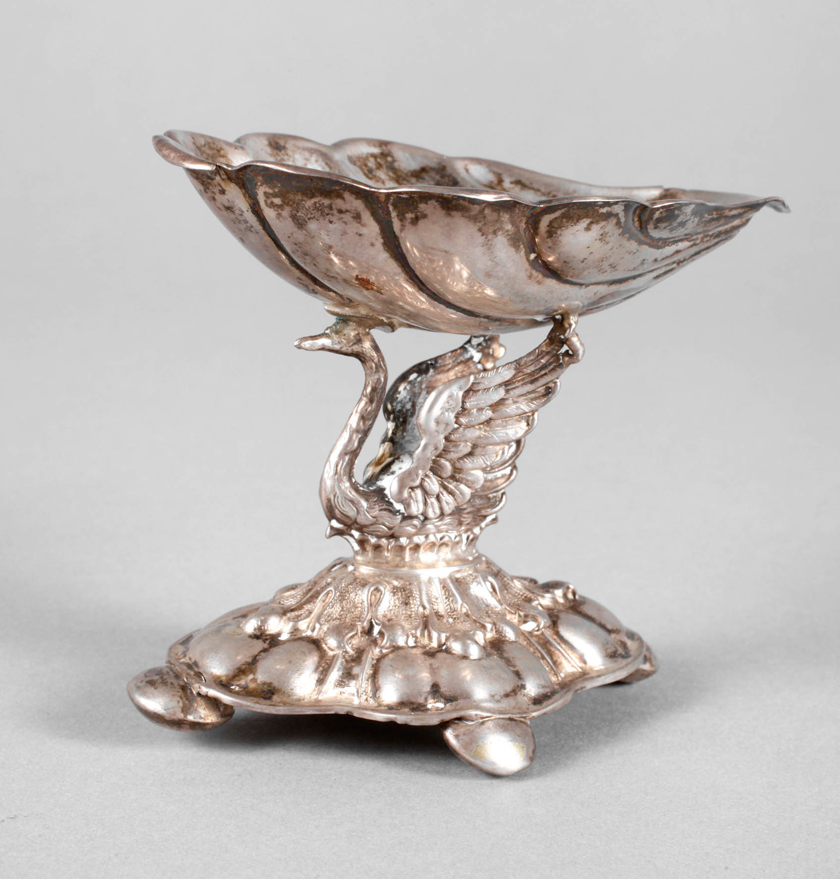 Kleine Saliere mit Schwan