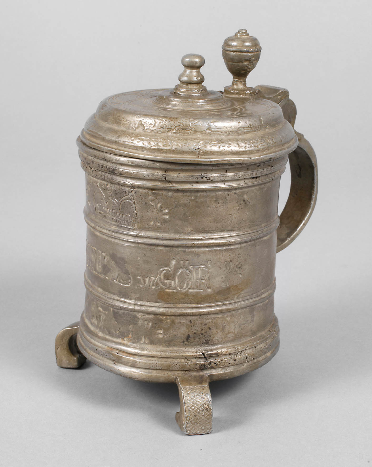 Kleiner massiver Zinnkrug