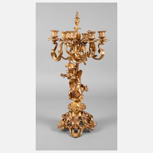 Große Bronzegirandole mit Putto