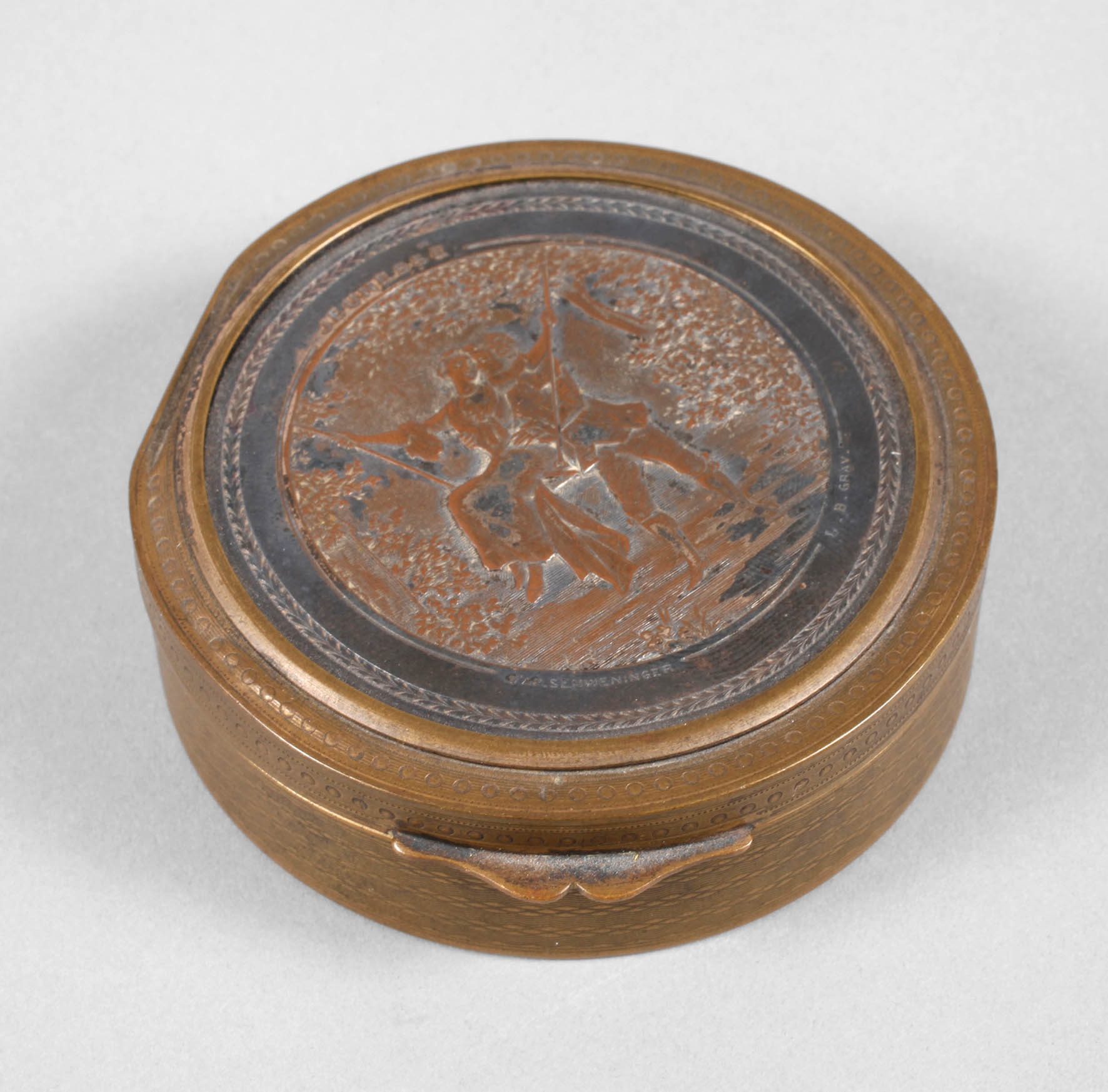 Frankreich Messingdose mit Plakette