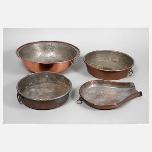 Vier Kupfergefäße