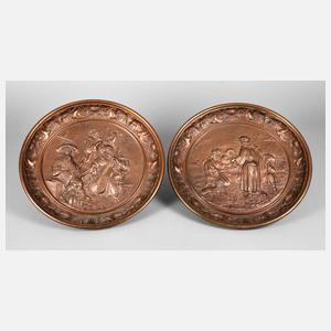 Zwei große Wandplatten Historismus