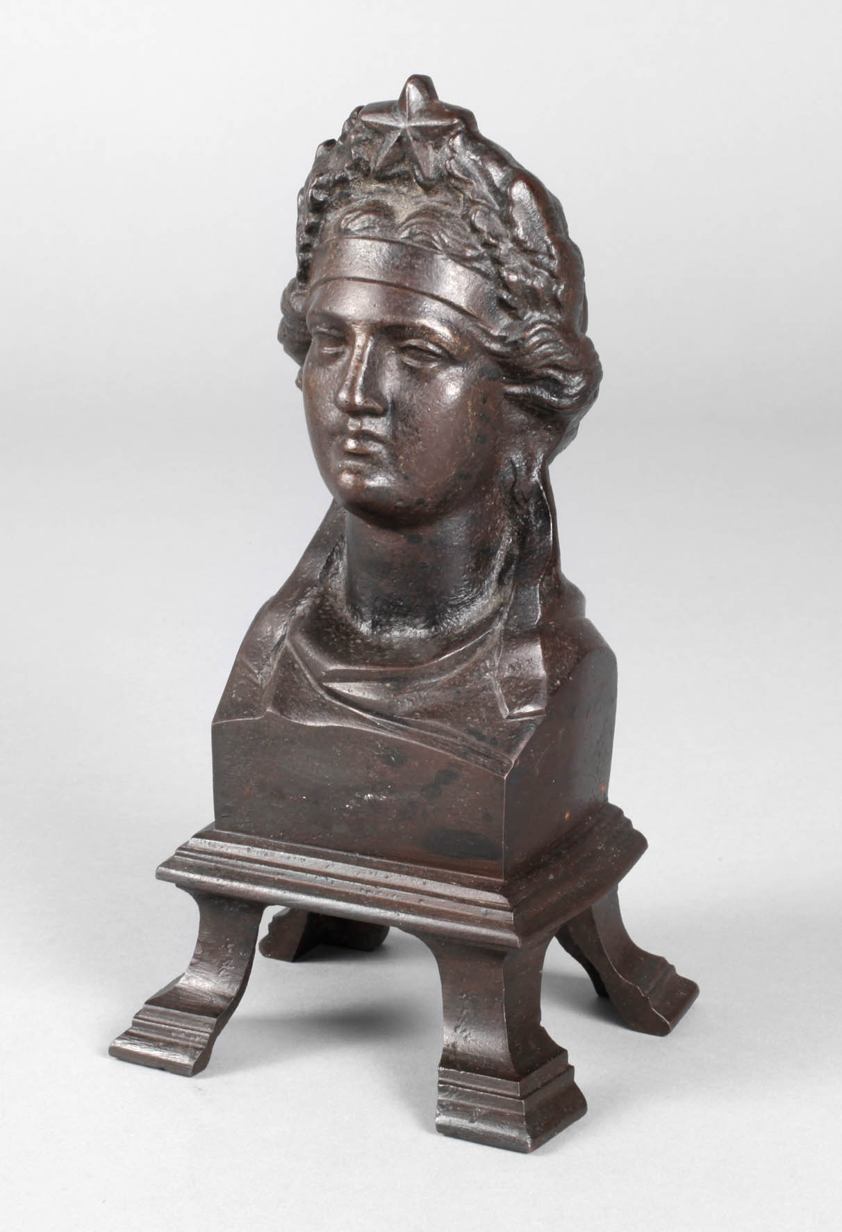 Frauenbüste Berliner Eisenguss