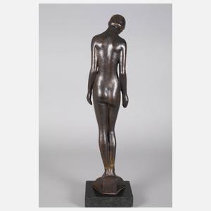 Monogrammist K.B., stehender Mädchenakt