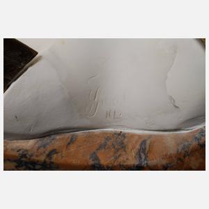 Professor Goual, Alabasterbüste