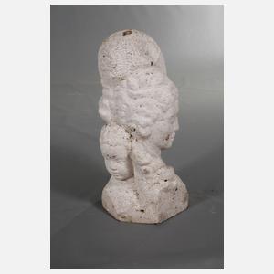 Dreigesichtige Büste